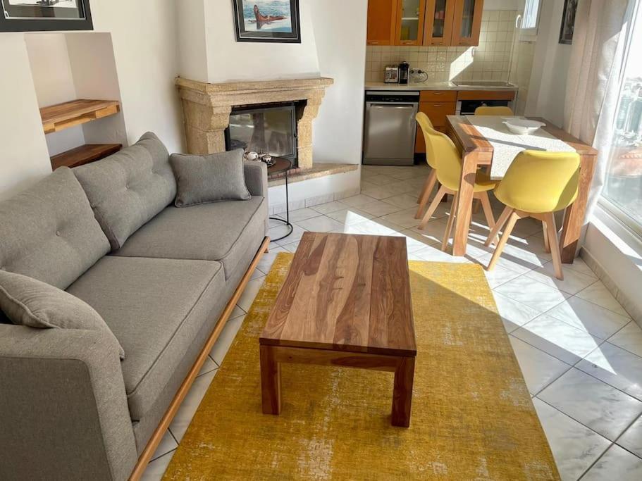 Apartment Super Avec Terrasse, Centre Saint-Tropez