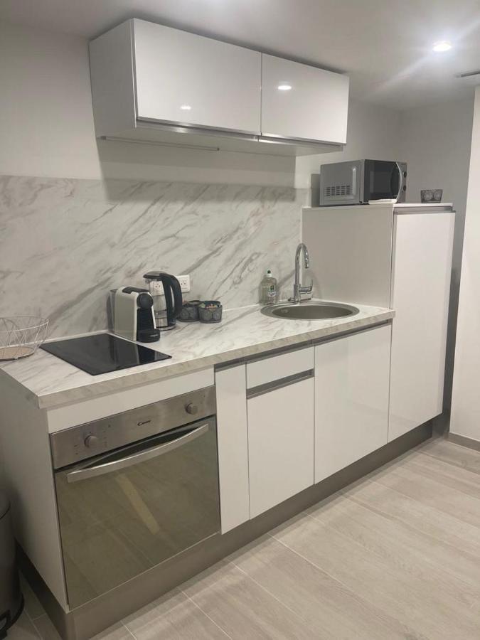 Grand Neuf A 50 M Du Port Apartment