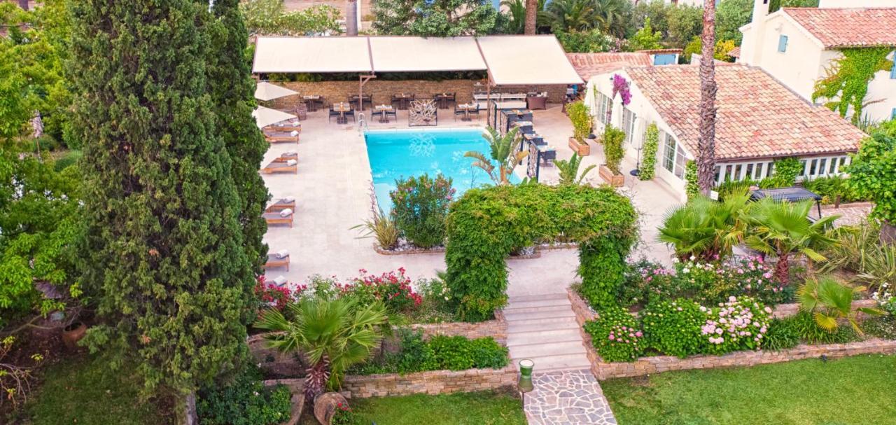 La Bastide Des Salins Hotel 4*