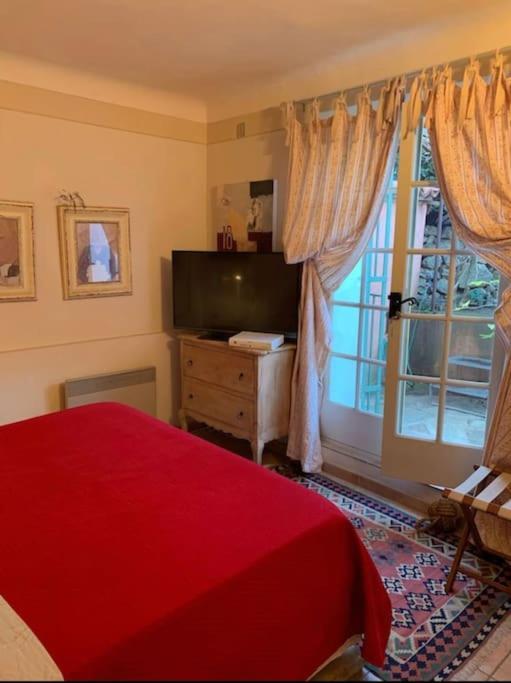 Charming Provencal Mas With Amazing Sea View And Pool * Saint-Tropez