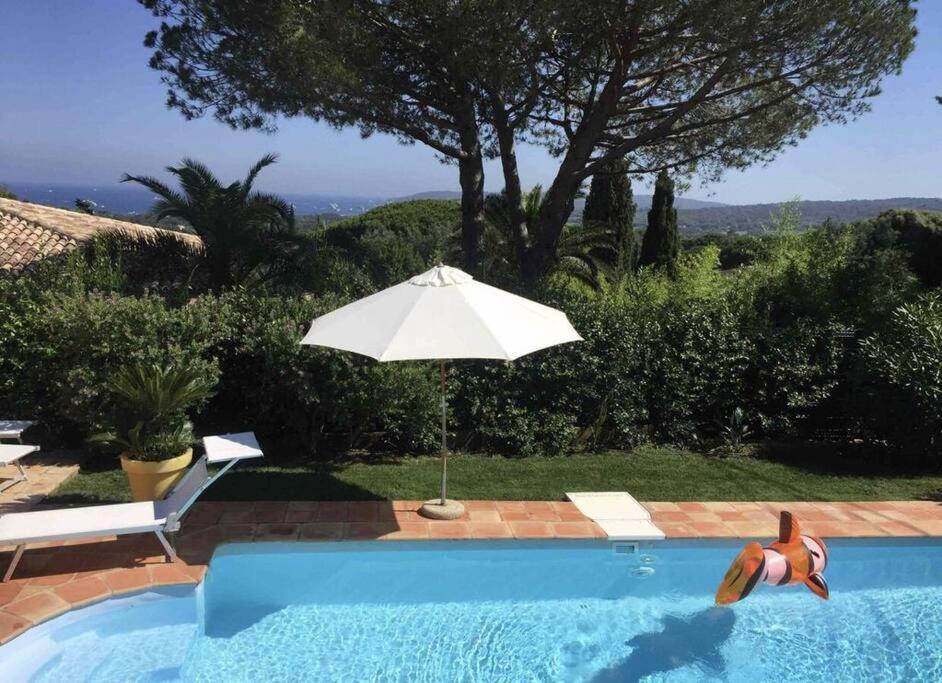 Charming Provencal Mas With Amazing Sea View And Pool Ferienhaus *