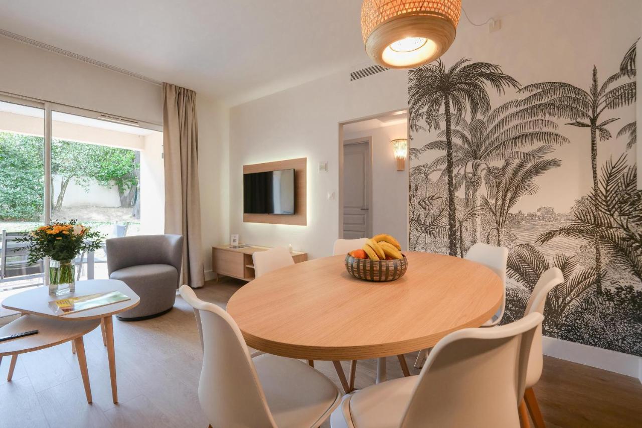 Ombre Des Pins A Tropez Xix Saint-Tropez