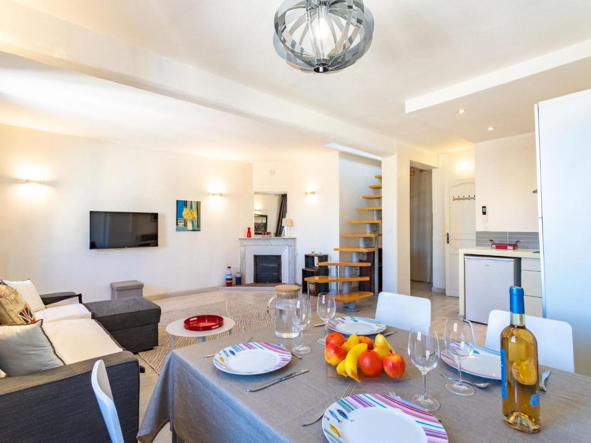 Studio Rue Allard By Interhome Apartment