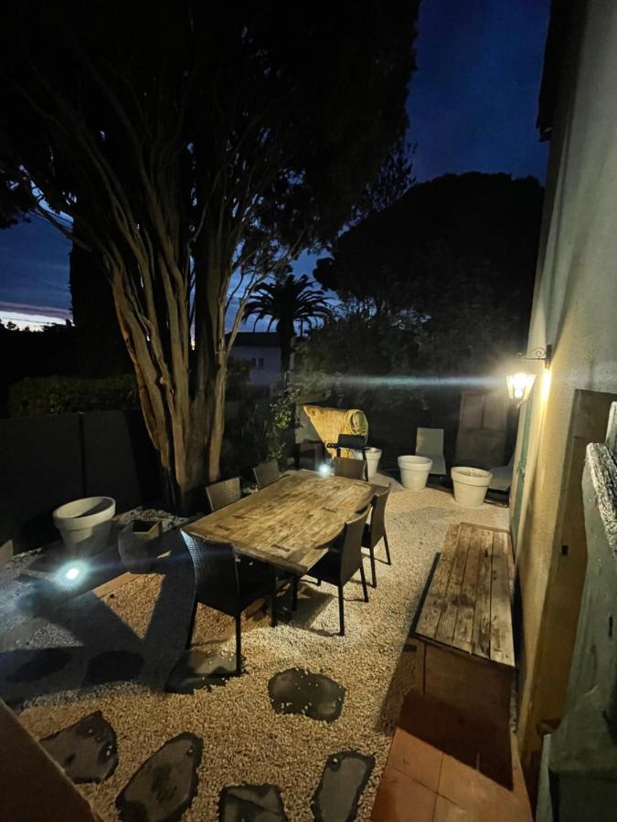 Apartment Plein Centre Avec Jardin Saint-Tropez