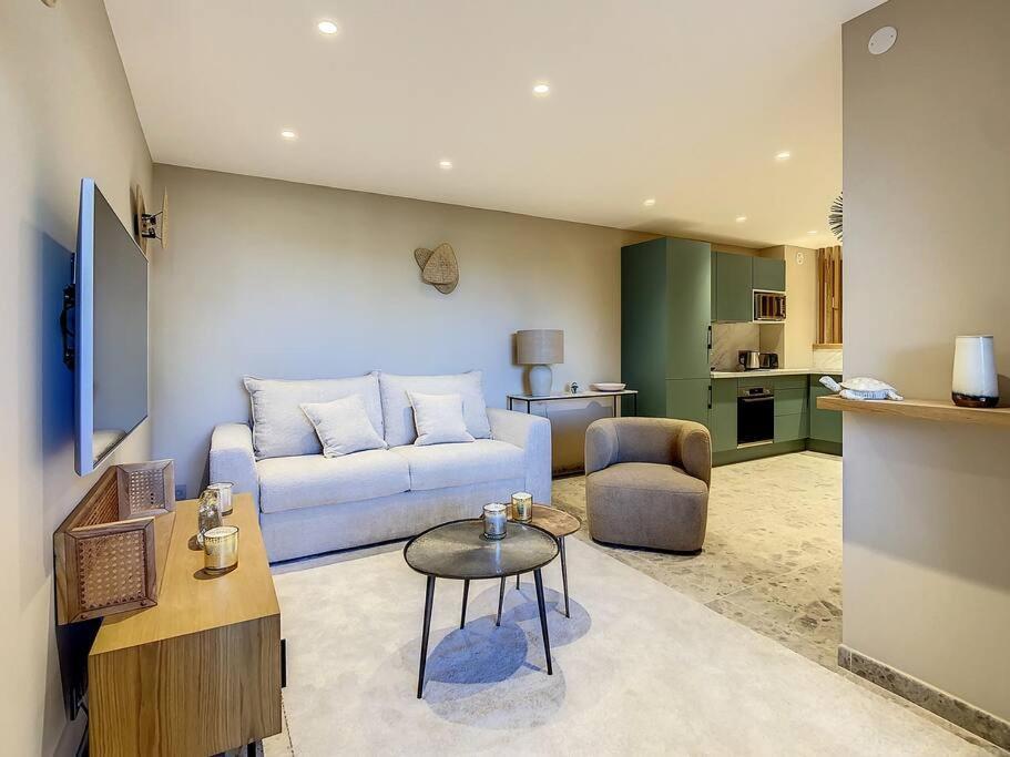 Apartamento Eden Parc-apartment 5*-swimming-pool-saint-tropez