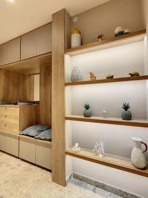 Eden Parc-apartment 5*-swimming-pool-saint-tropez