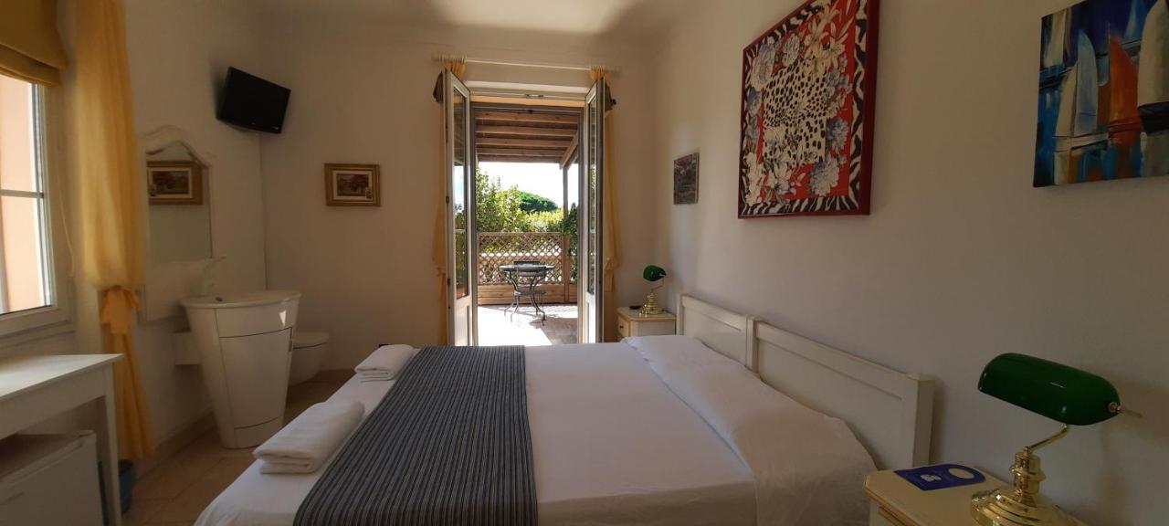 Playa Del Sol - B1 Hotel Saint-Tropez