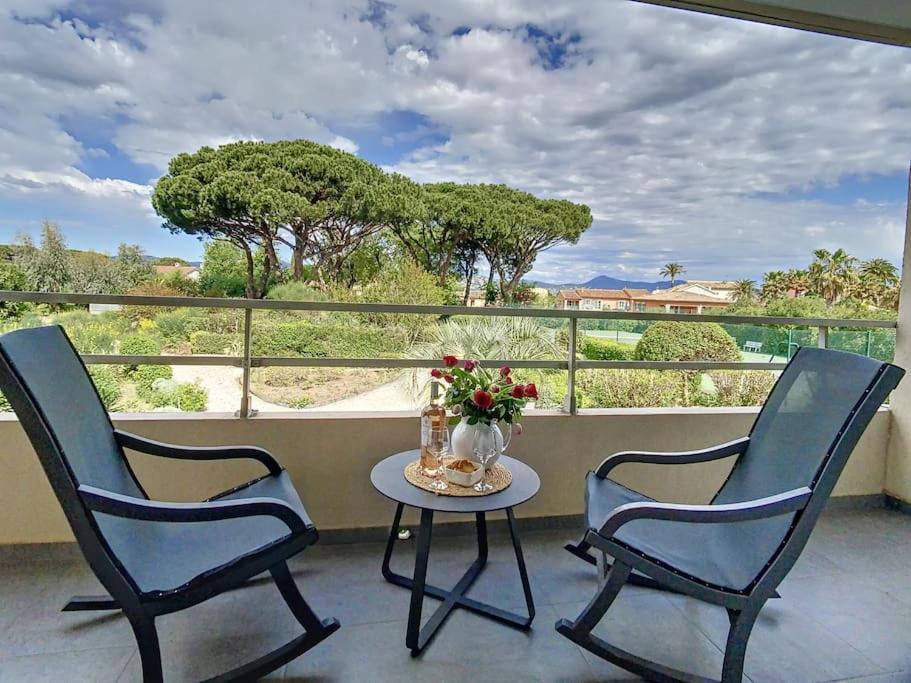 Latitude 43-apartment-saint-tropez-tennis Apartment Saint-Tropez