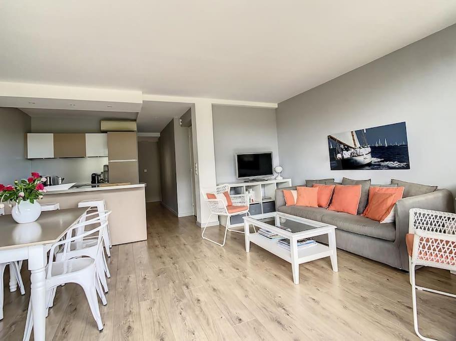 Latitude 43-apartment-saint-tropez-tennis