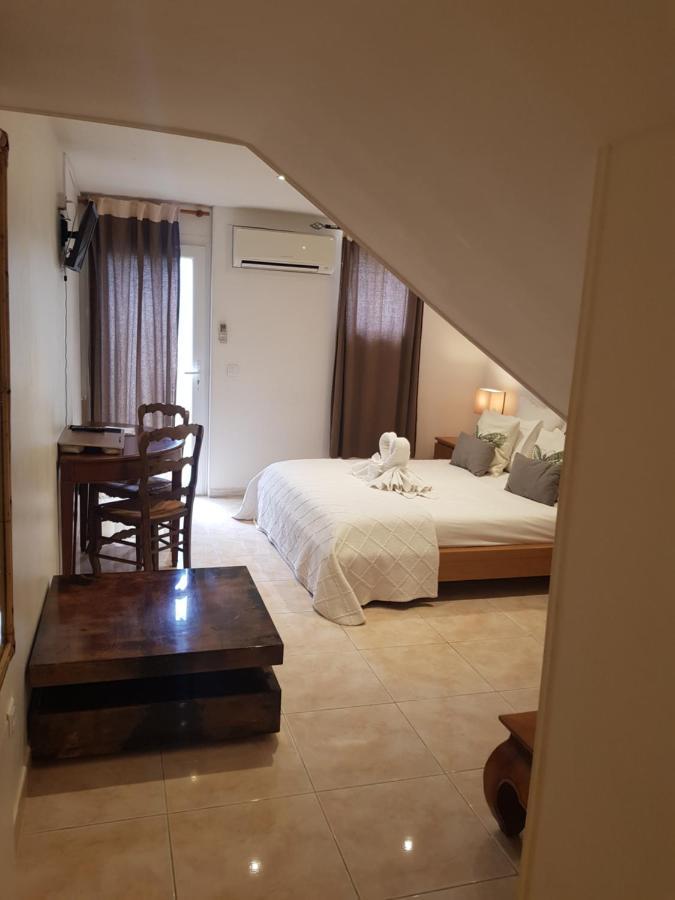 Maya Hotel