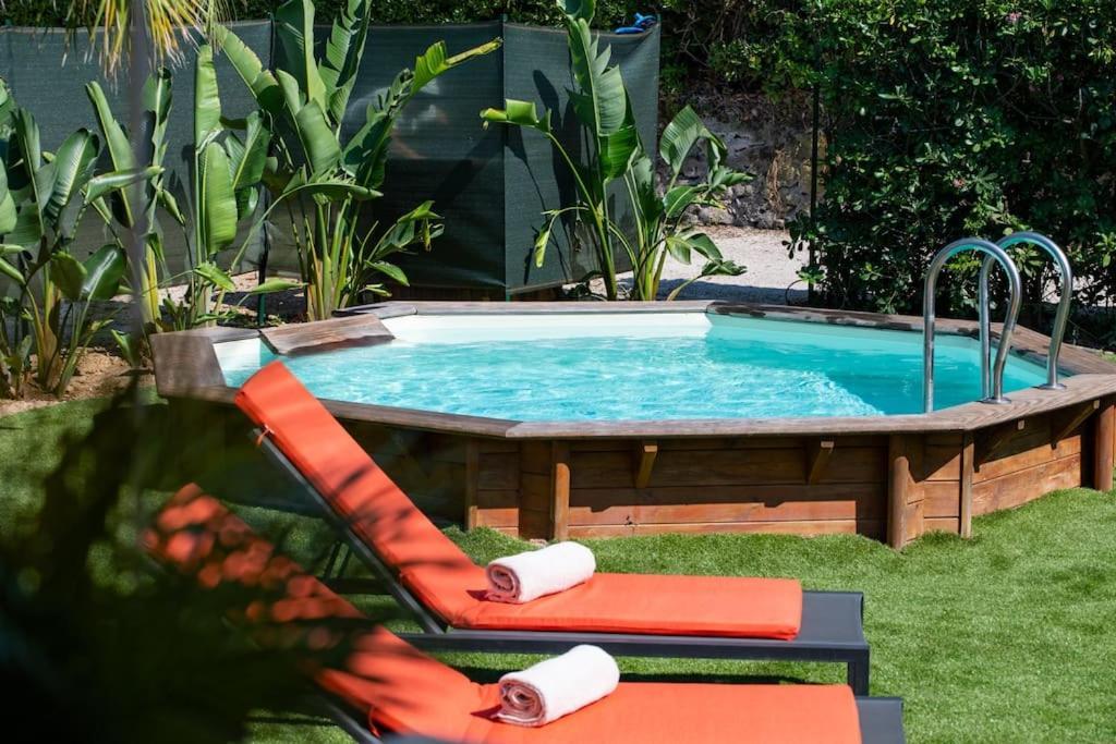 Maison Tropezienne En Plein Centre Avec Jardin Et Piscine Villa *