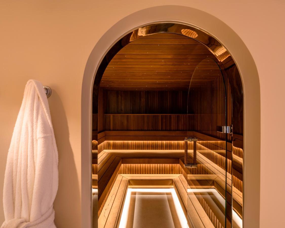 Hotel Byblos 5*