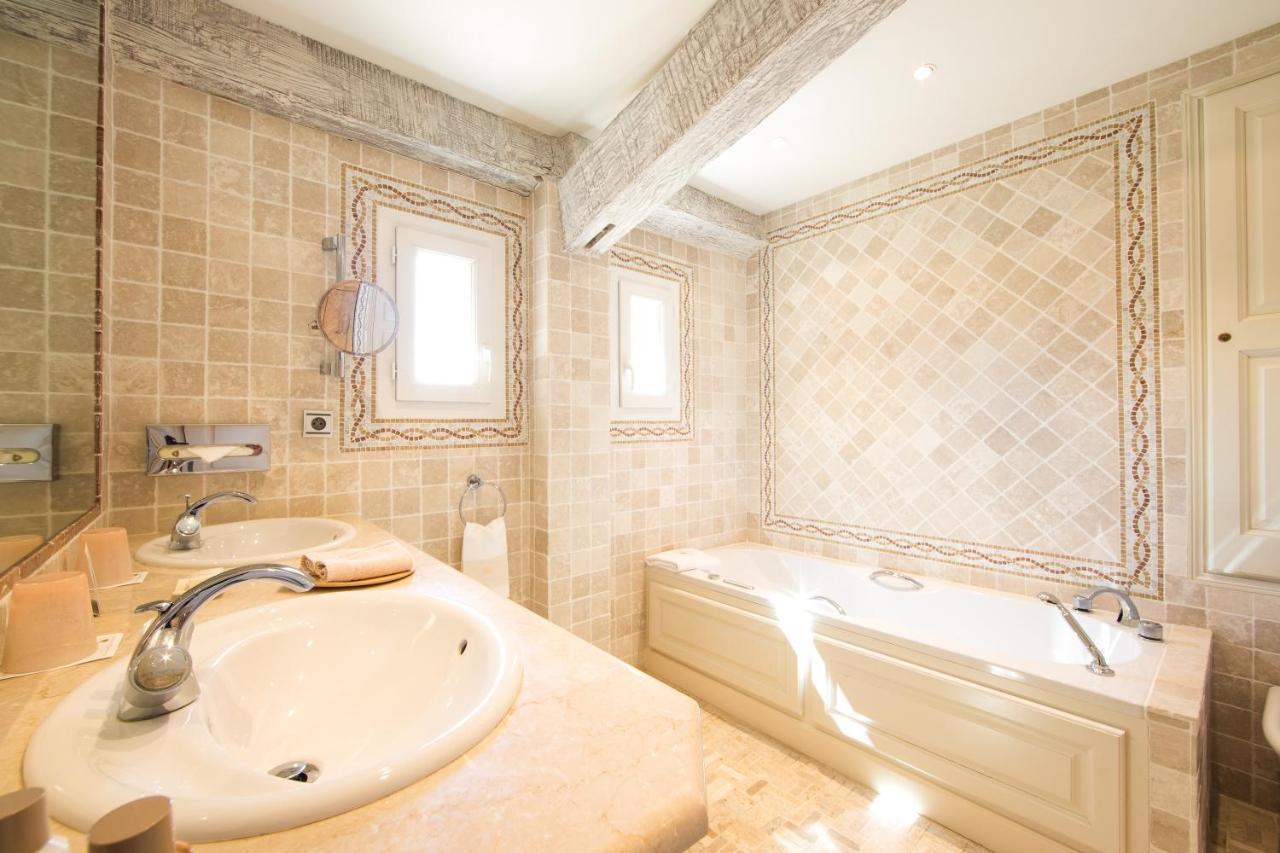 Hotel Byblos 5*