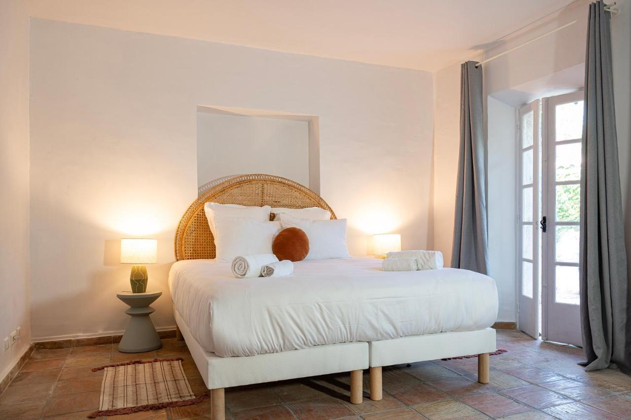 Lou Mare Hotel