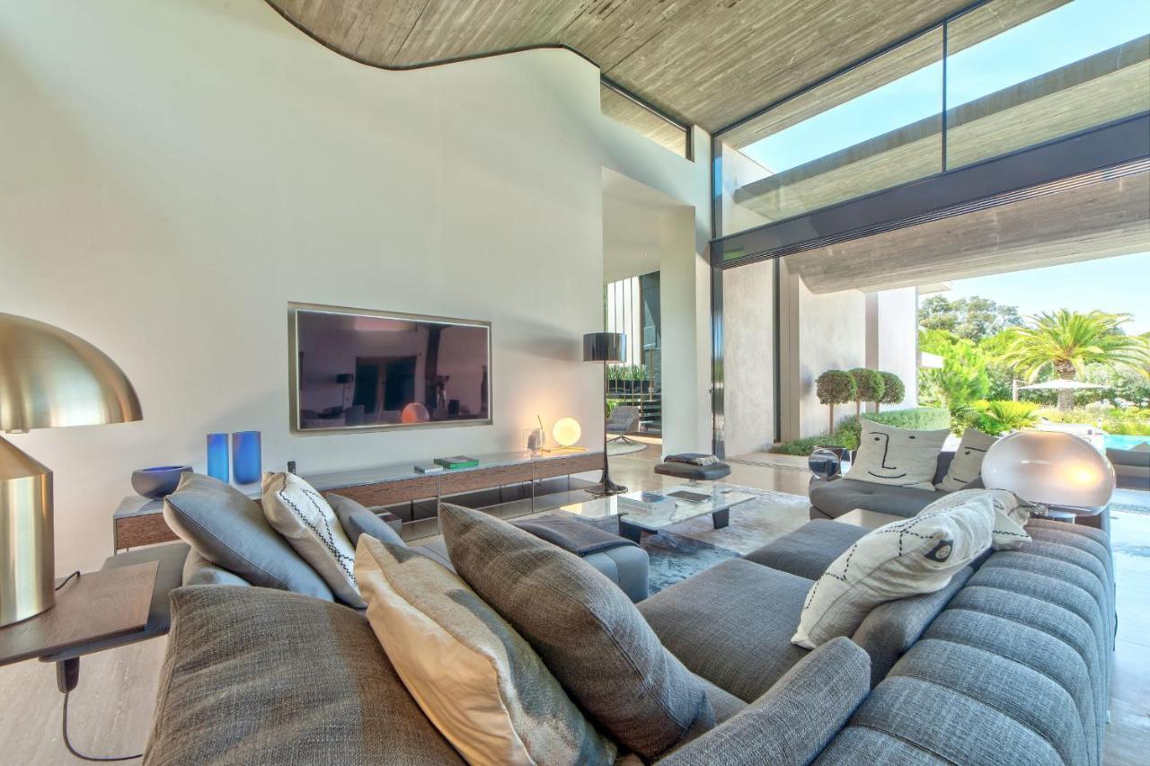 Les Pins Incredible Architect In Ramatuelle Villa
