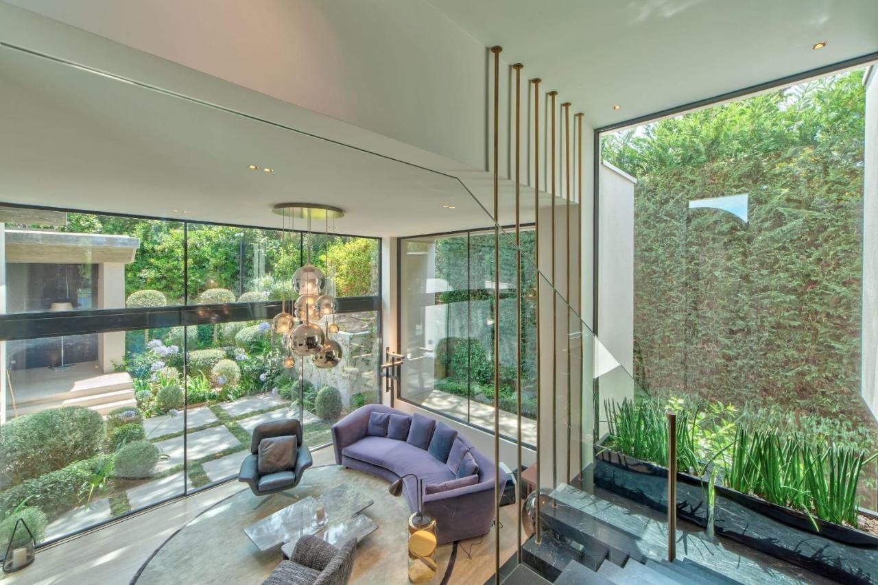 Les Pins Incredible Architect In Ramatuelle Villa