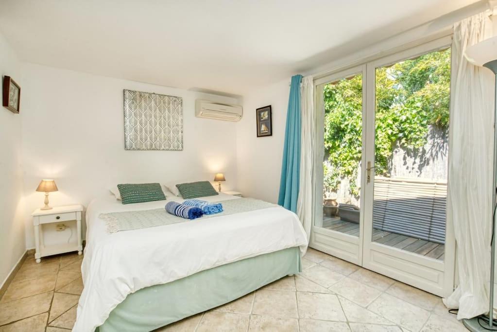 Avec Piscine Dans Le Centre Saint-Tropez