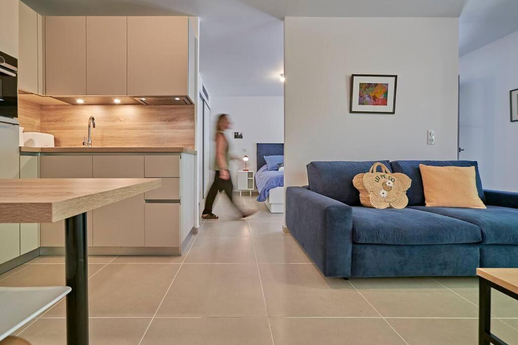 Chez Oscar-place Des Lices-saint-tropez Apartment