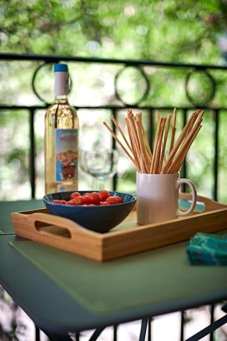 Chez Oscar-place Des Lices-saint-tropez Apartment Saint-Tropez