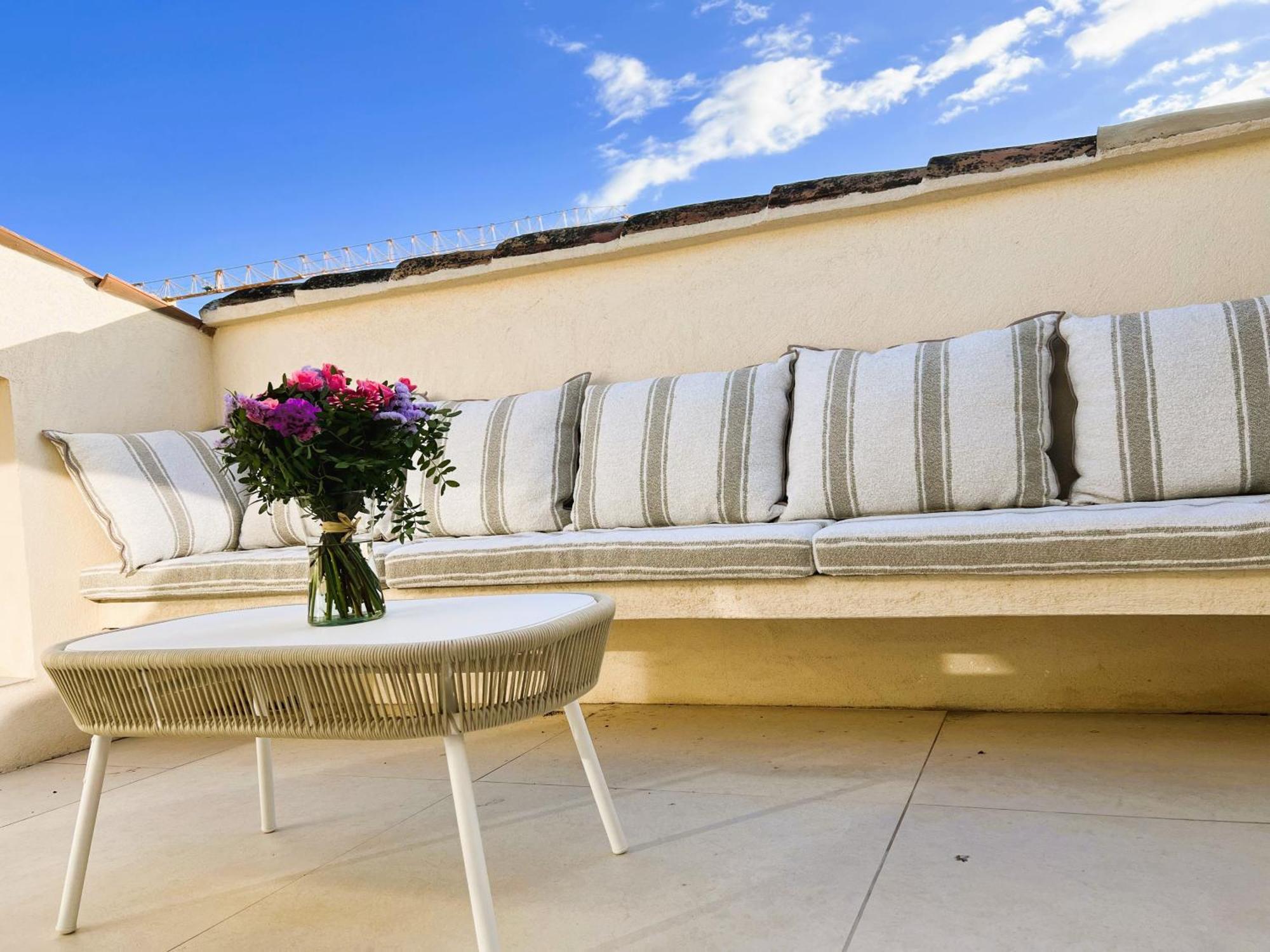 Chez Claire Proche Place Des Lices Saint-Tropez