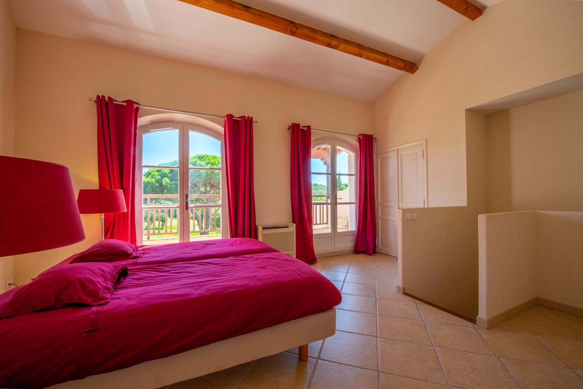 Saint Tropez-Golf View Villa *