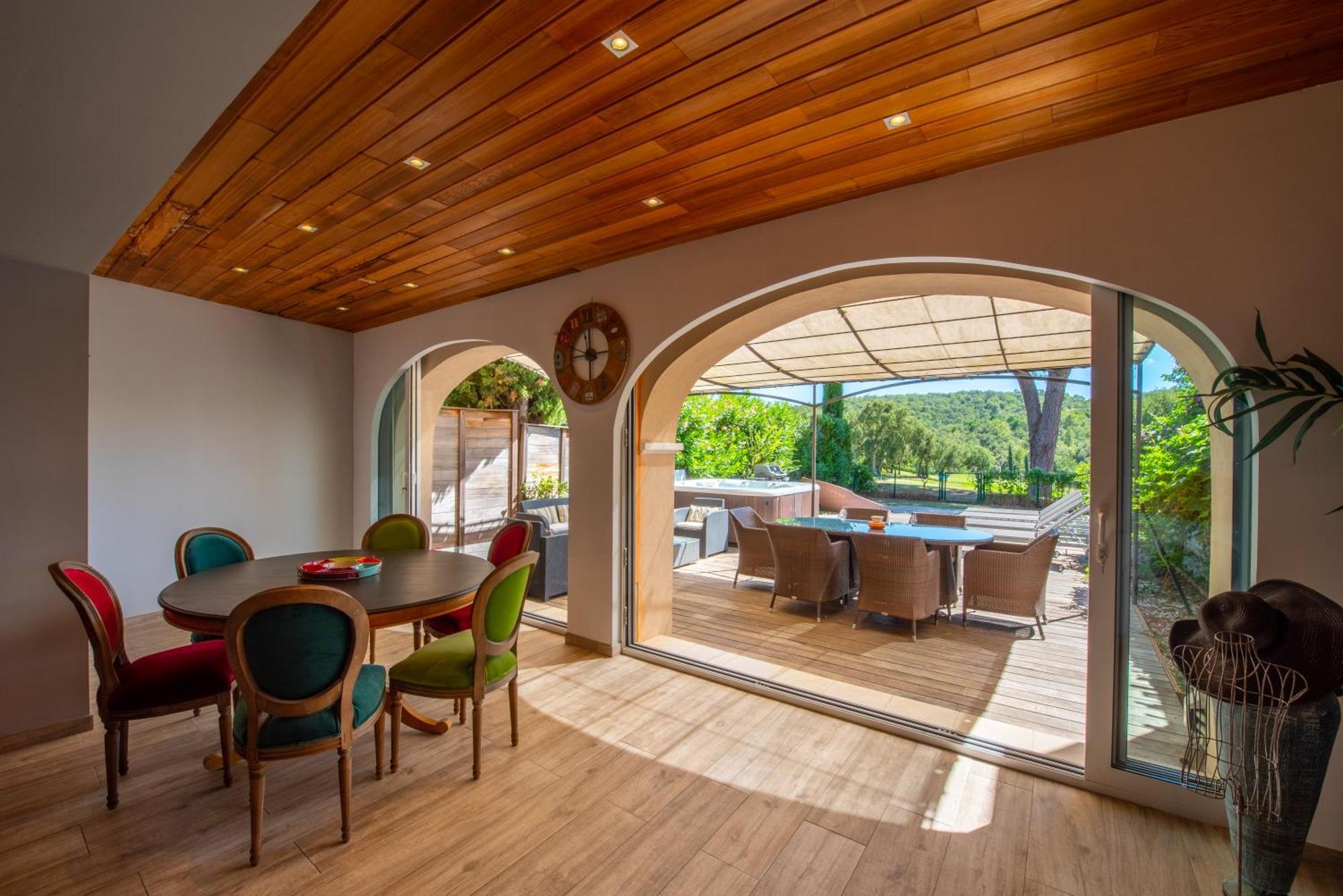 Villa Saint Tropez-Golf View *