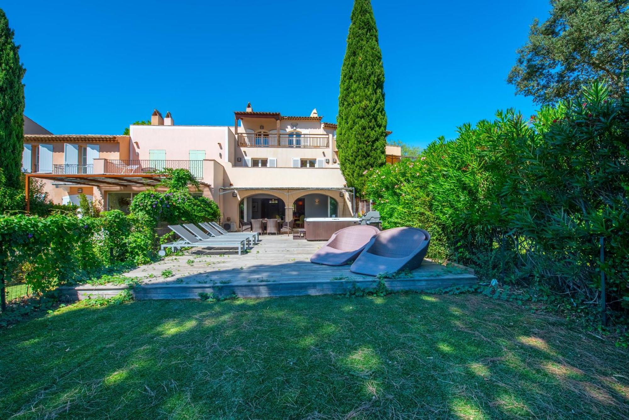 Saint Tropez-Golf View Villa *