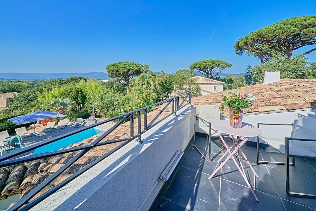 Reninca-10 Personnes-piscine * Saint-Tropez