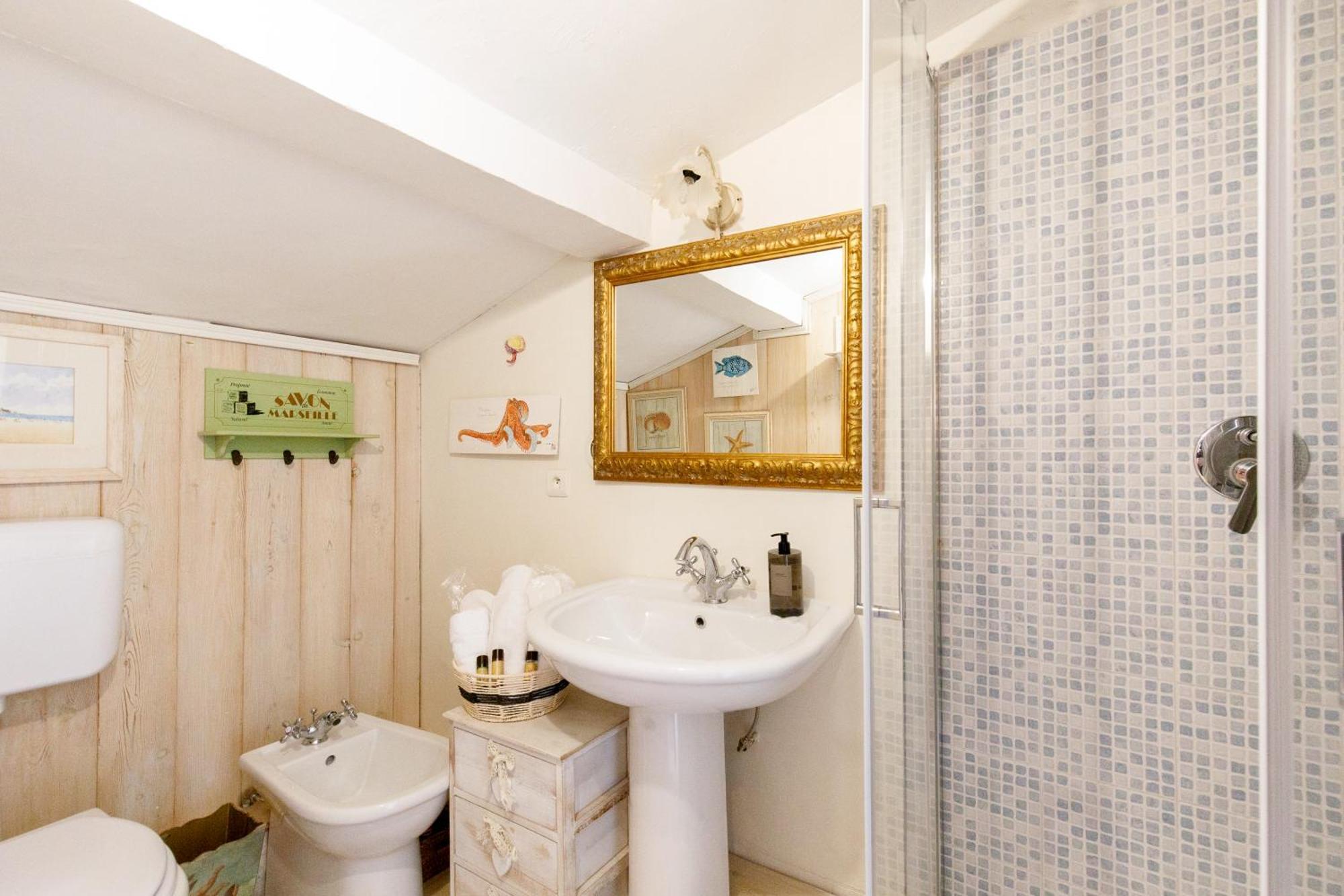 Apartment De Sophie Yourhosthelper Saint-Tropez