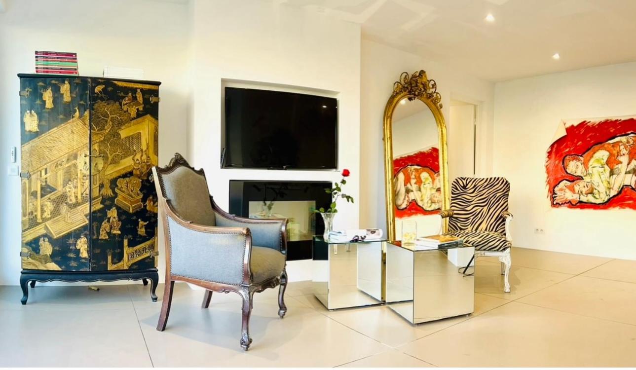 Privatunterkunft Private With Balcony *