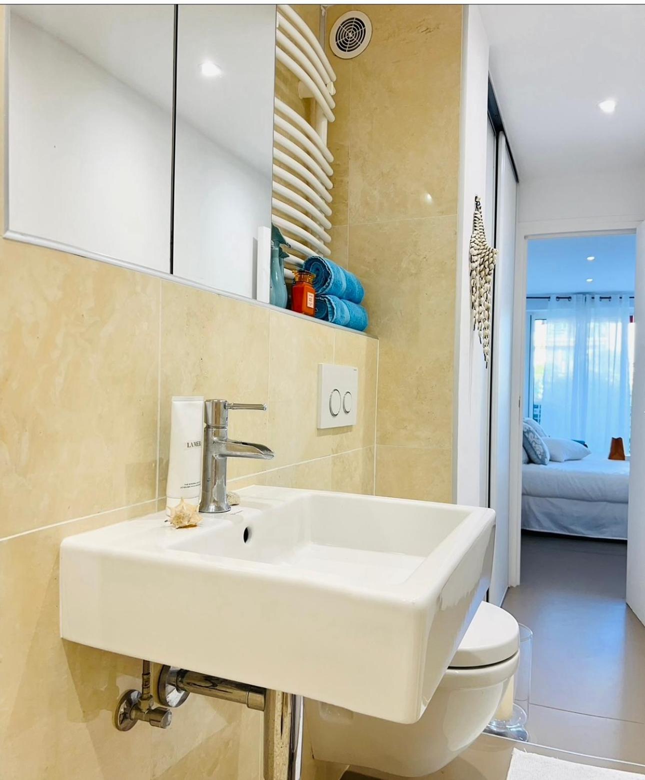 Private With Balcony * Saint-Tropez