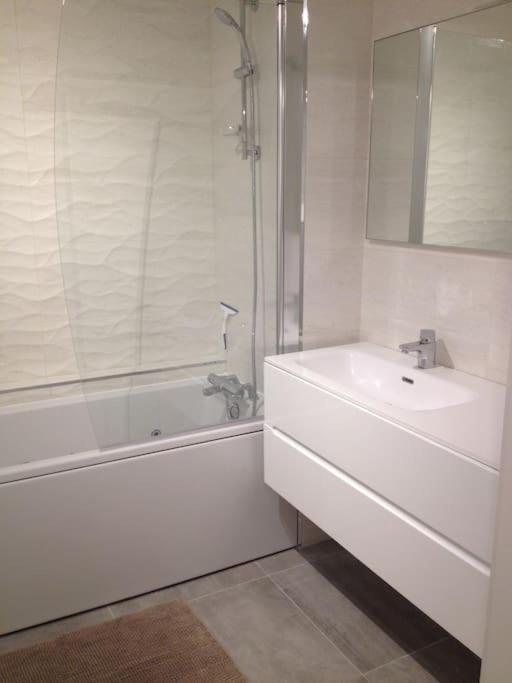 Apartment New Development Place Des Lices