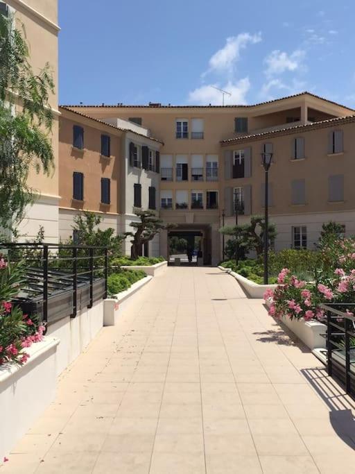 New Development Place Des Lices Apartment
