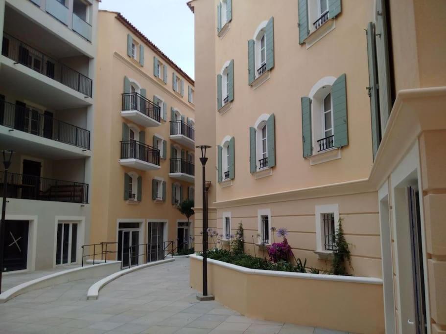 New Development Place Des Lices * Saint-Tropez