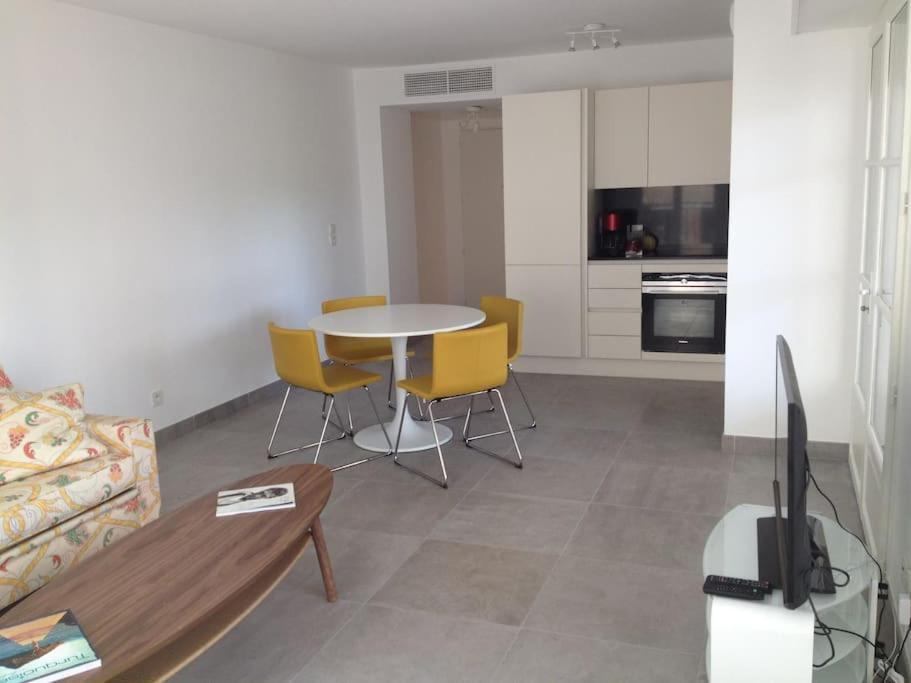 Apartment New Development Place Des Lices Saint-Tropez