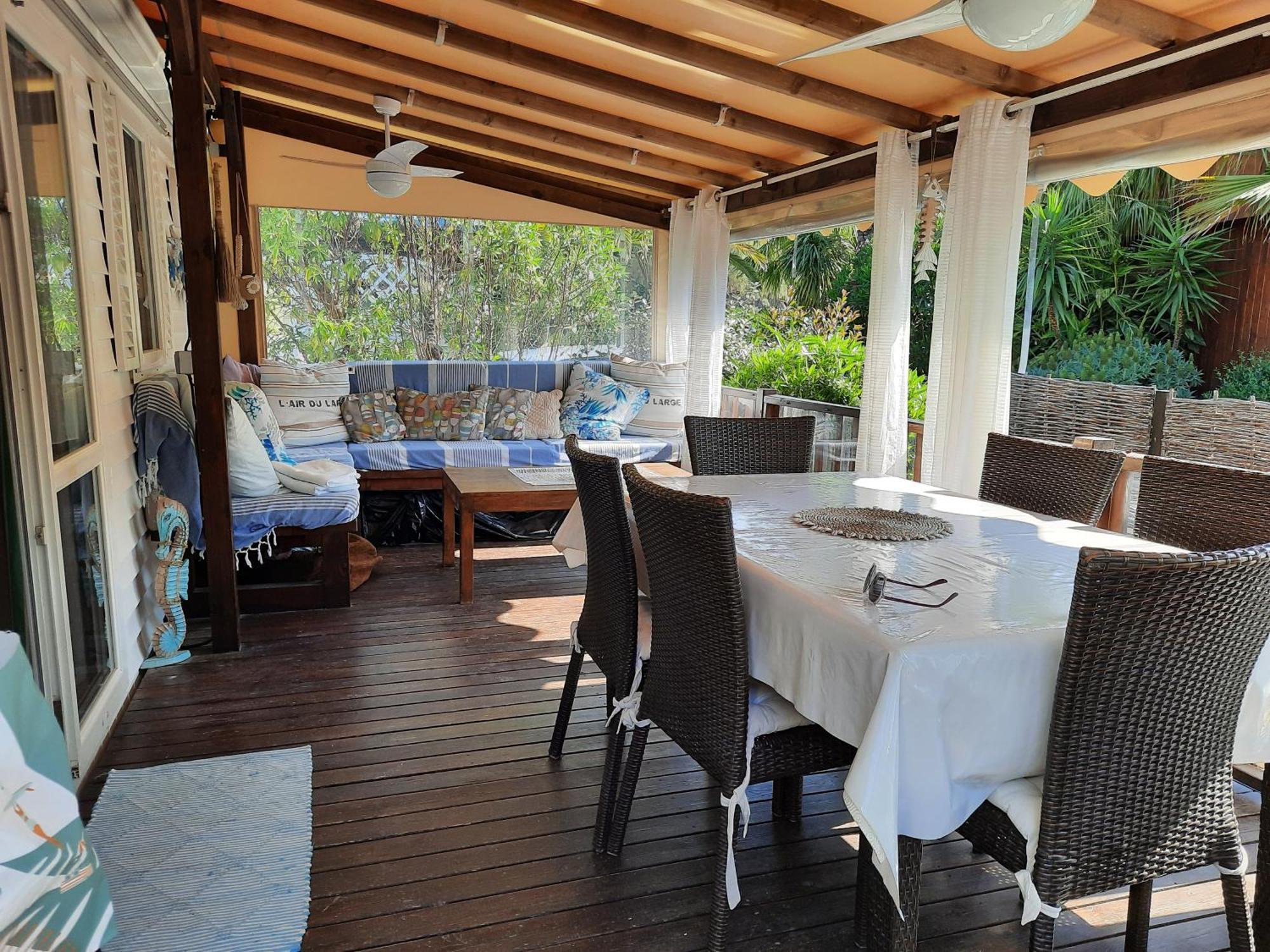 Ramatuelle, De Pampelonne, La Toison D Or Tropez 4d05 *