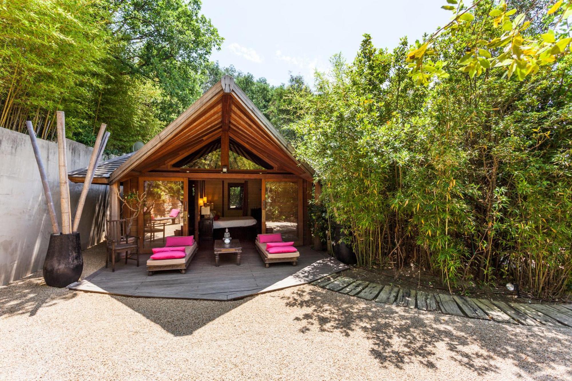 Domaine Les Mesanges Guest house