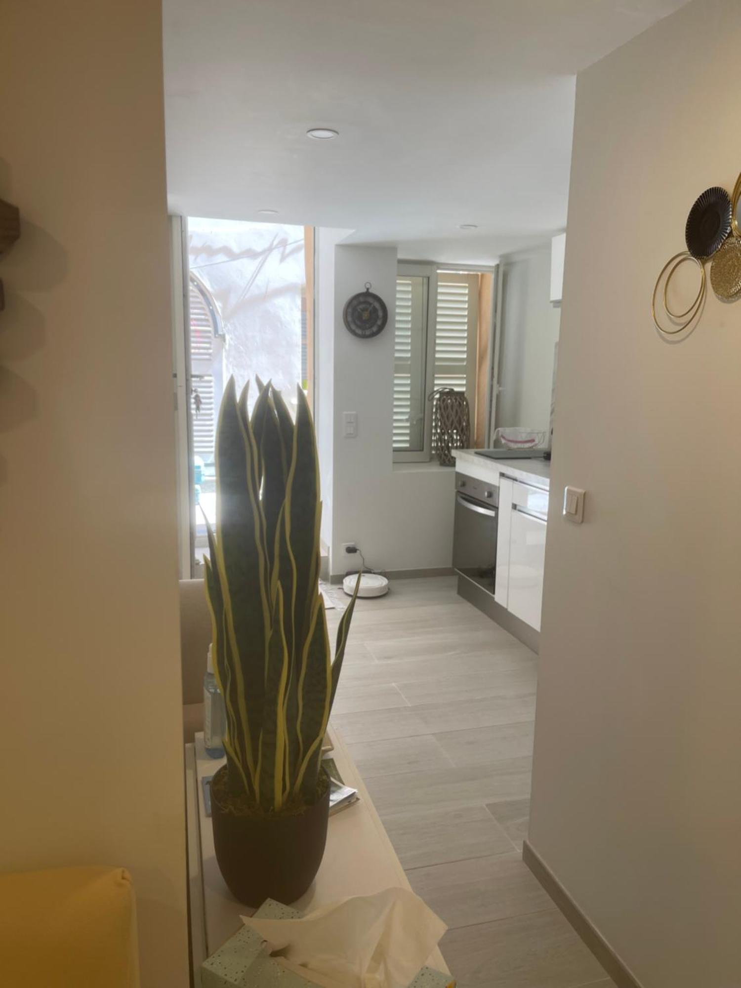 Grand Neuf A 50 M Du Port Apartment