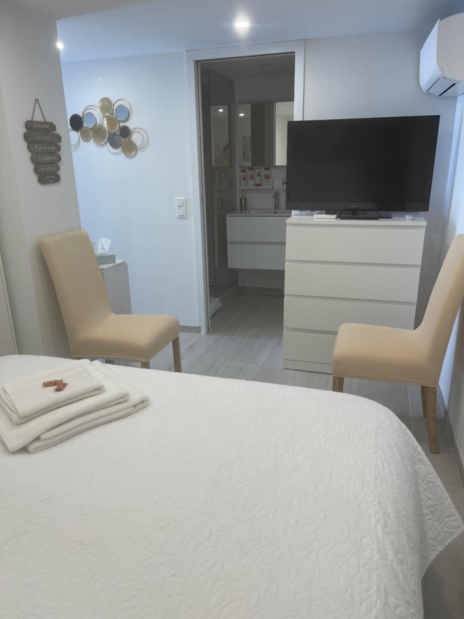 Apartment Grand Neuf A 50 M Du Port *