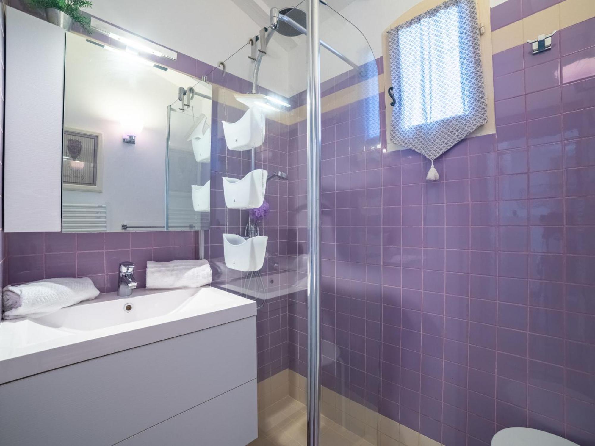 Holiday home Holiday Home Les Parcs De Gassin-3 *