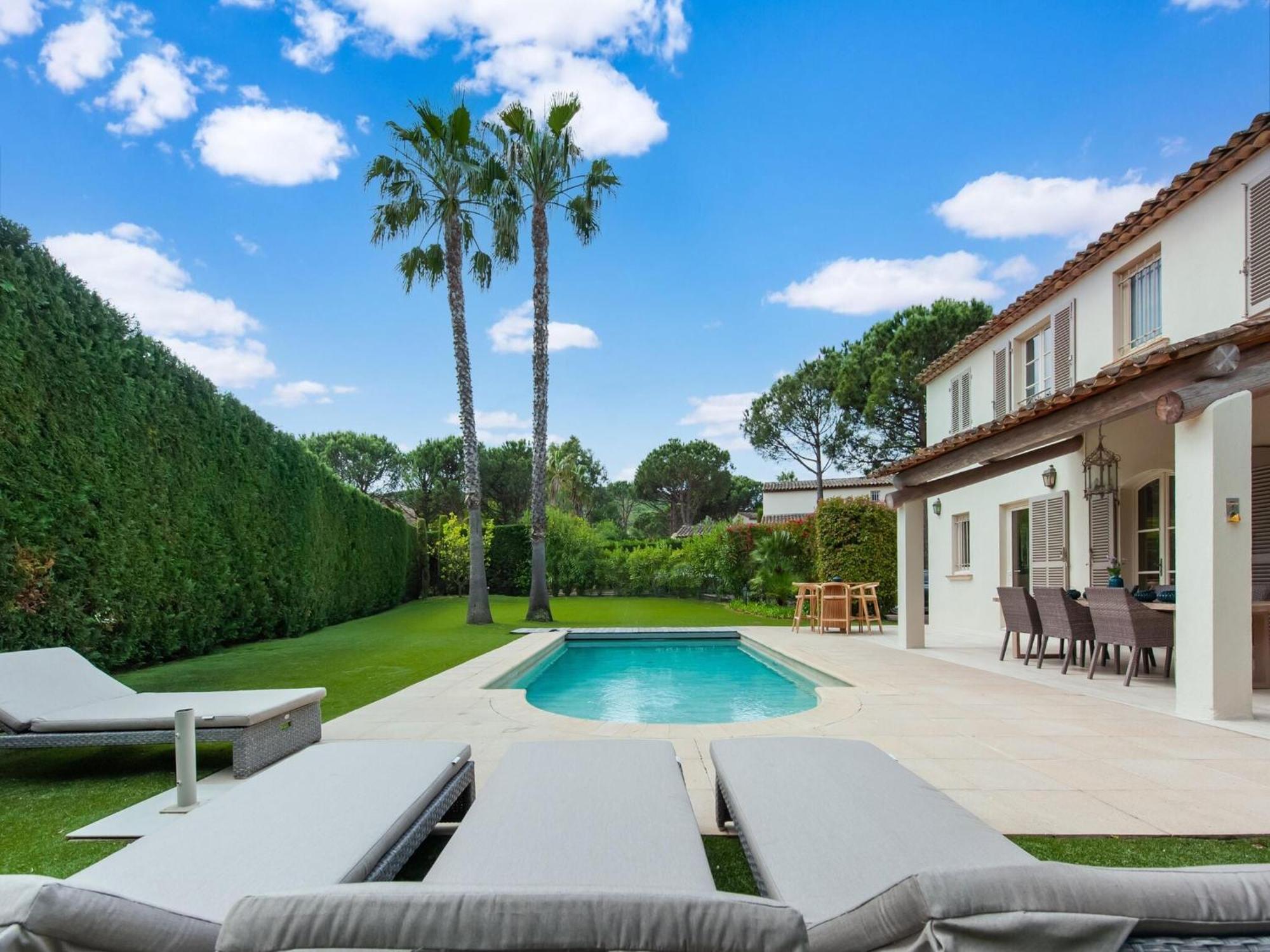 Modern With Private Pool Villa