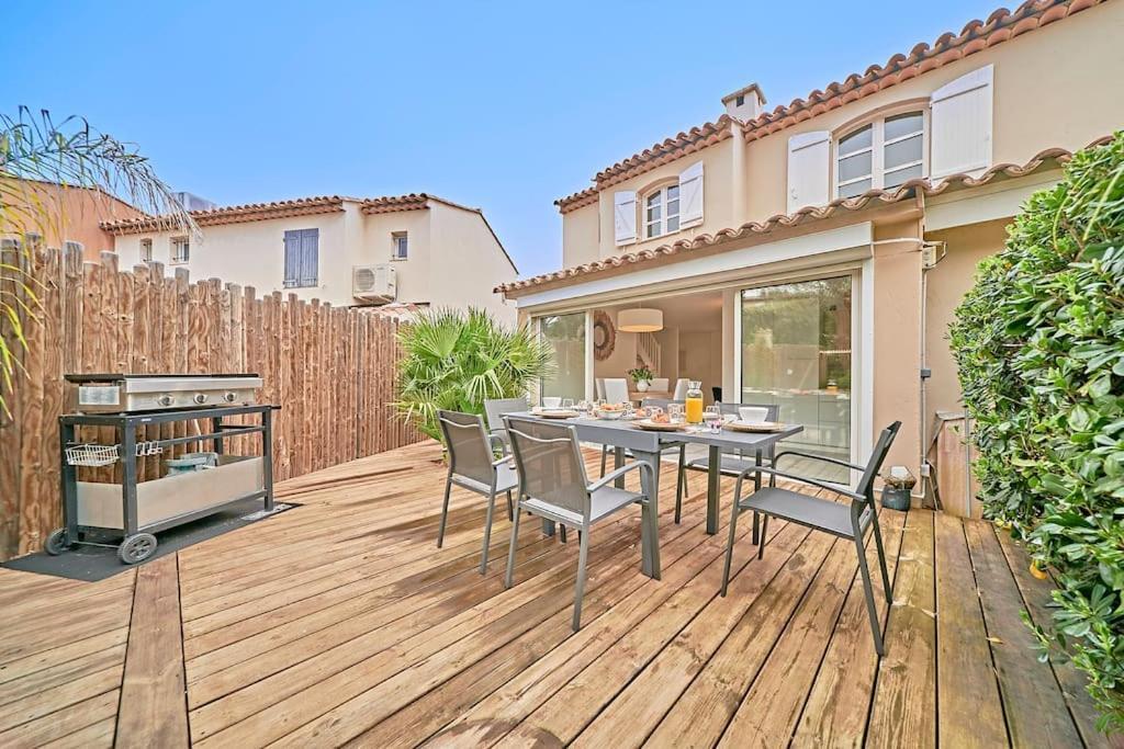 House 3 Bedrooms-3 Bathrooms-swimming Pool-tennis Saint-Tropez