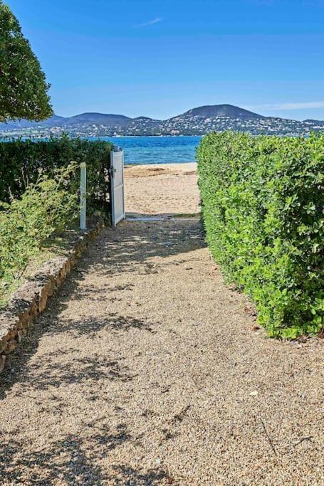 Apartment By The - Beautiful 2 Bedrooms - - Sea View - Garage