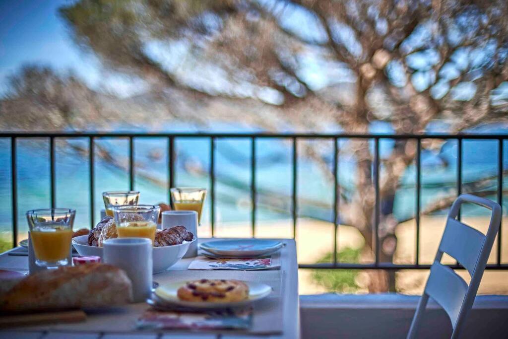 By The - Beautiful 2 Bedrooms - - Sea View - Garage