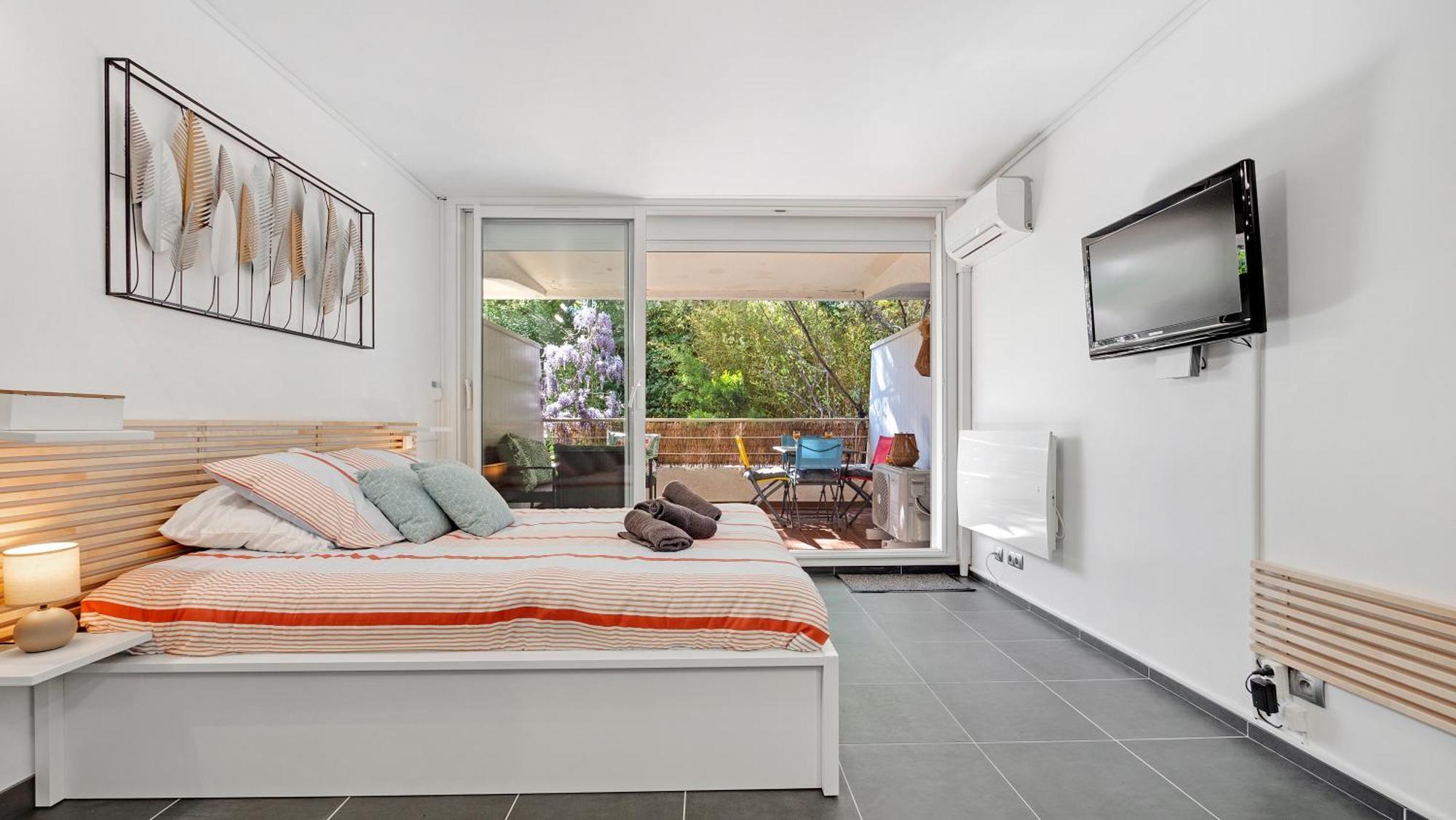 Casa Laura -parking - Pool