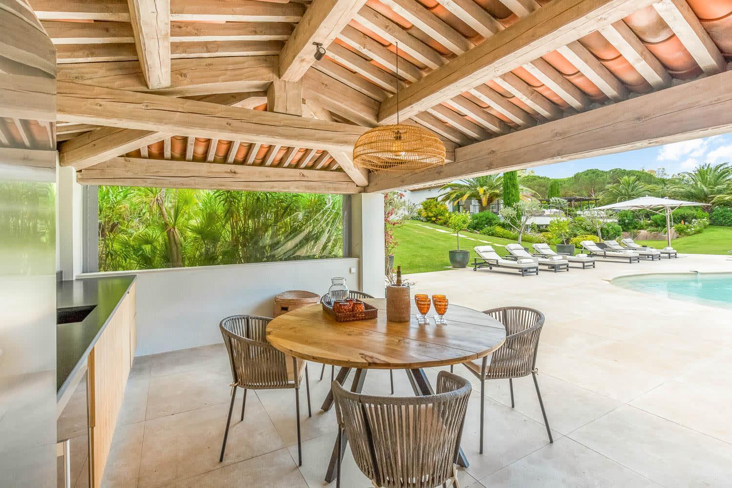 Moutte Villa *
