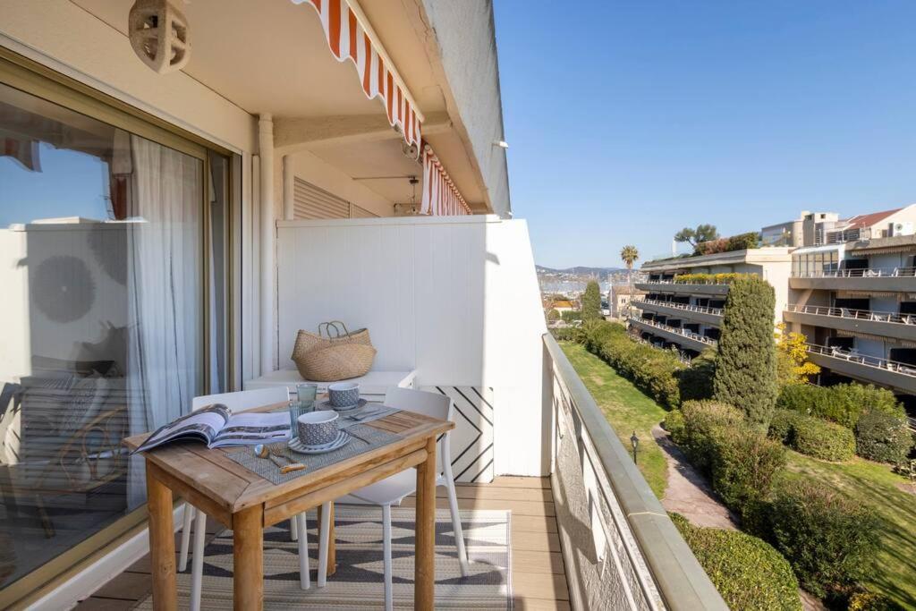 Junior Saint-tropez, Renove 2023, Plein Centre, Piscine, Climatise! Saint-Tropez