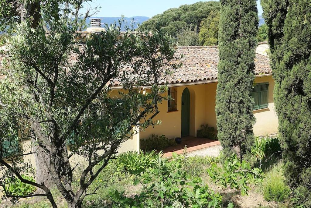 Villa Aux Portes De *
