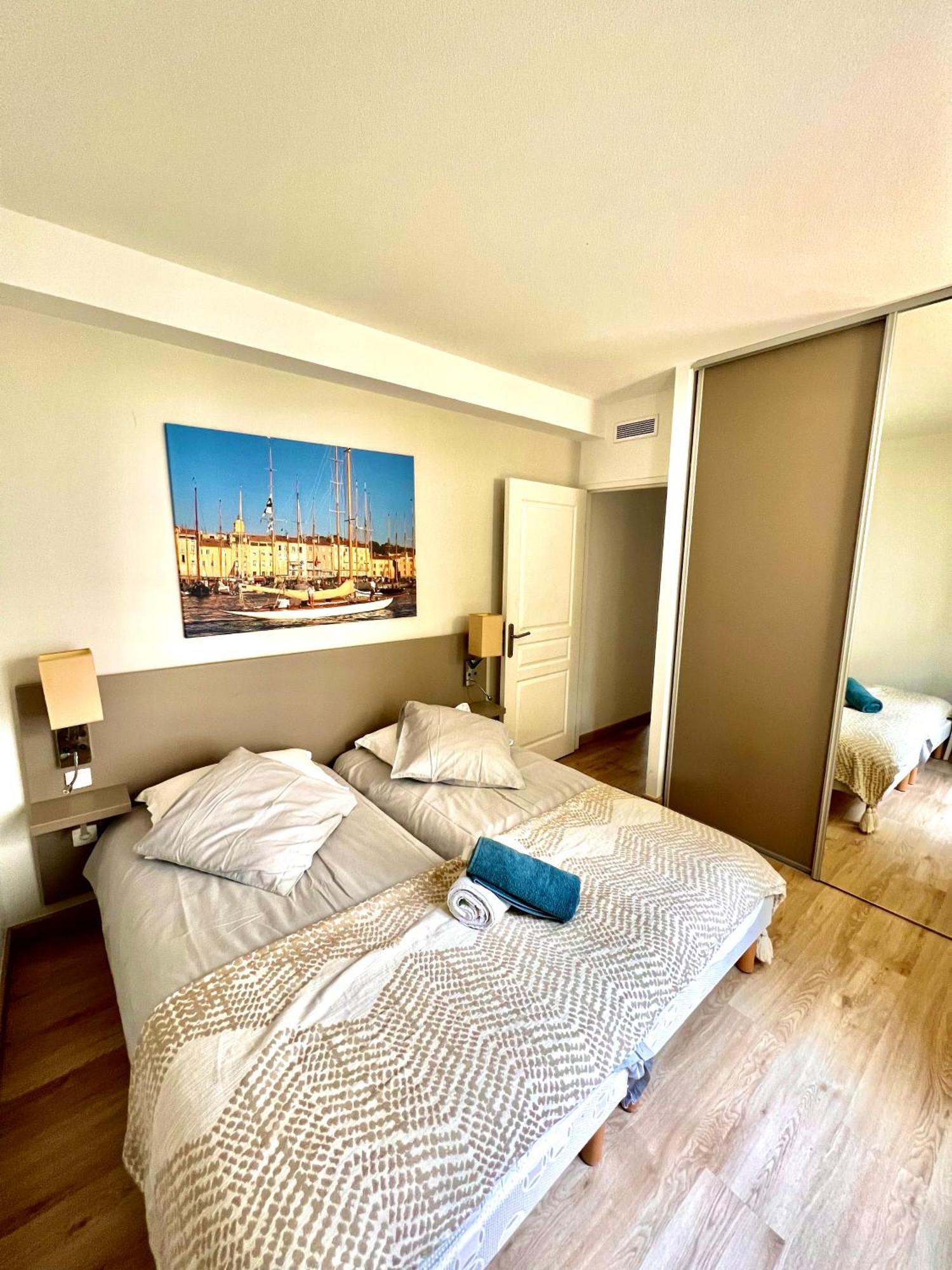 Apartment En Avec Piscine