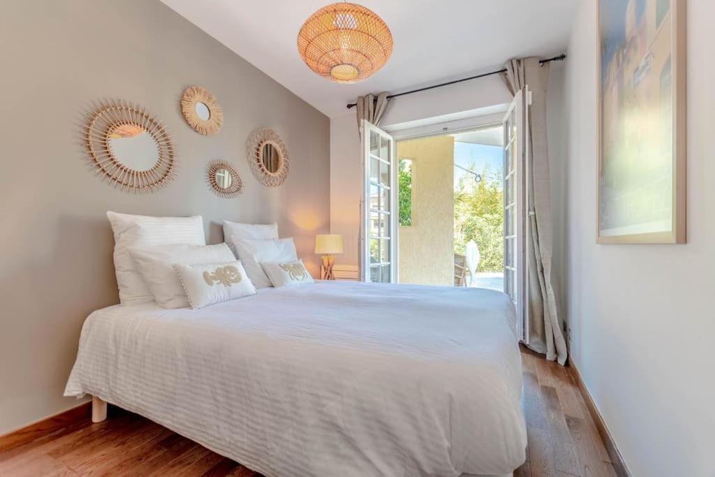 Anais De Saint-tropez, Bel Appartement, Avec Piscine Et Jardin, Au Coeur De Tropez Apartamento